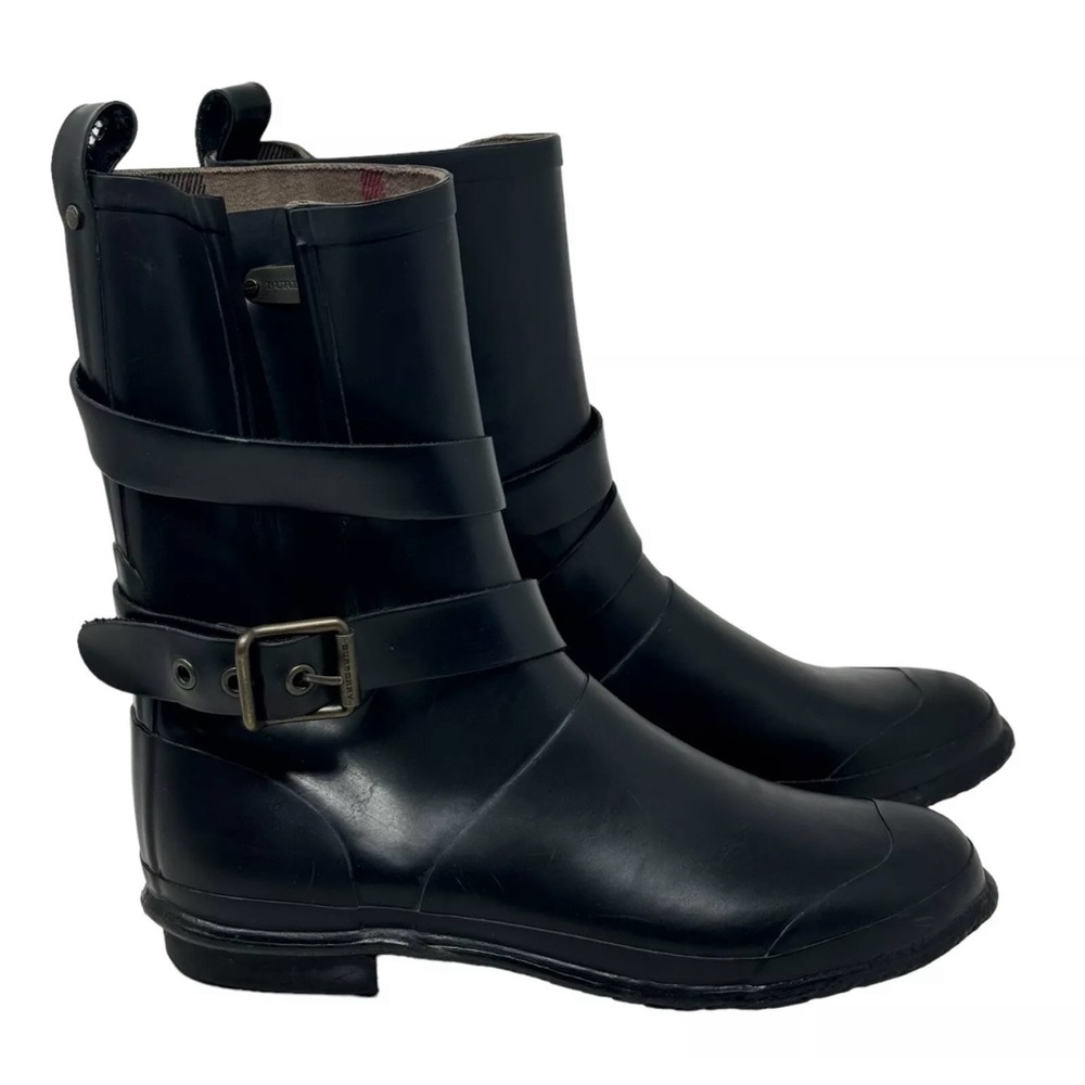 ****sold****Burberry rain boots size. 38